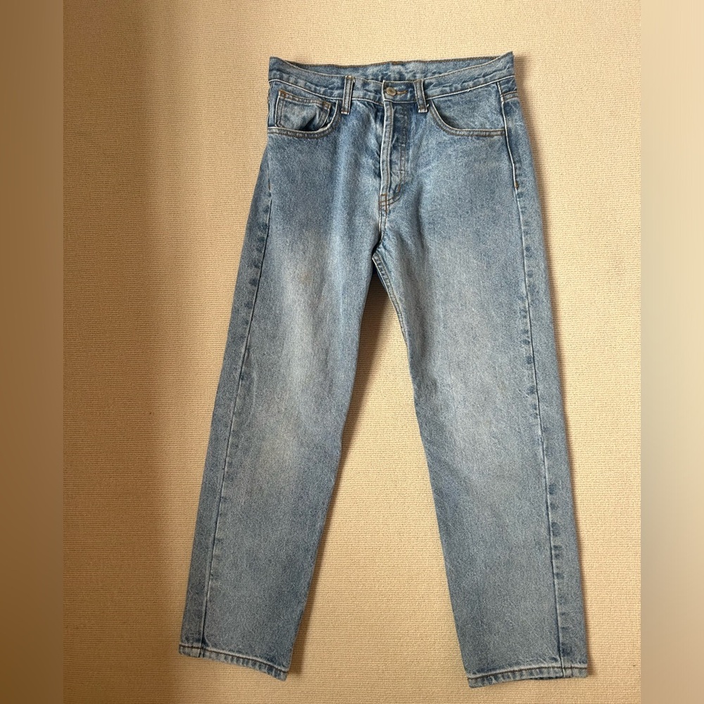 Brandy Melville Straight Leg Mid Rise Jeans